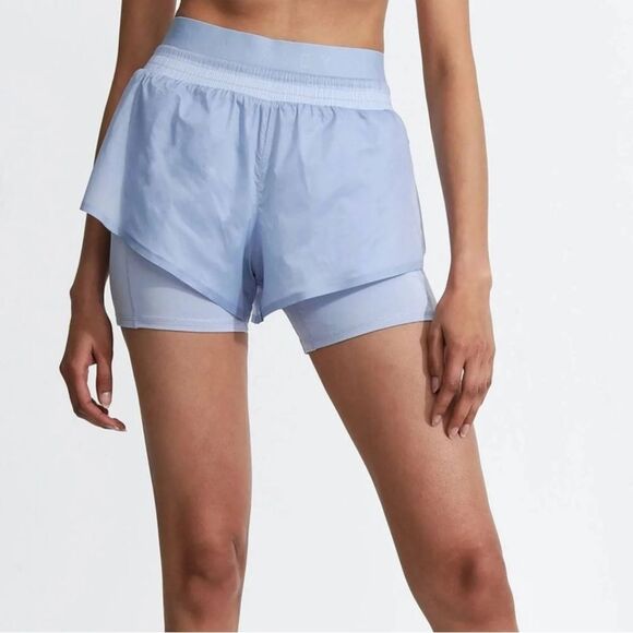 Varley Women's Fresno Short - Picture 1 of 9